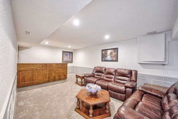 For Lease - 1638 Birchwood Drive, Mississauga, Ontario - Photo 1