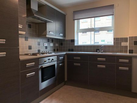 2 bedroom flat to rent - Photo 4