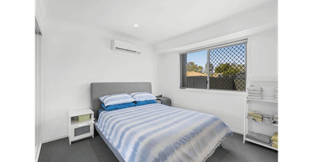 STYLISHLY UPDATED FAMILY HOME WITH SOLAR SAVINGS - Photo 3