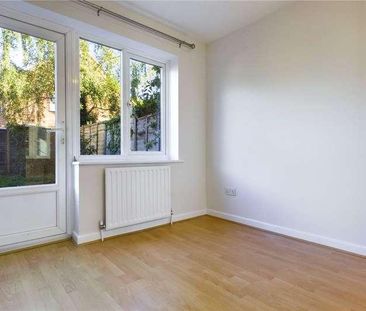 Boscawen Way, Thatcham, Berkshire, RG19 - Photo 3