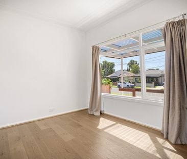 Spacious 3-Bedroom Home in a Prime Merrylands Location - Photo 1