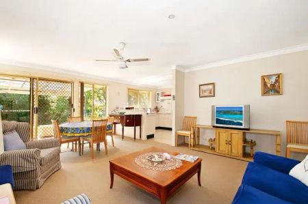 “Charming Home in Excelsior Grove” - Photo 4