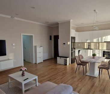 Proprietar închiriez Duplex modern pe Parter situat in zona Belvedere - Photo 3