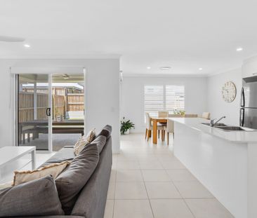 Newly Built Home with Ducted Air Conditioning - Photo 4