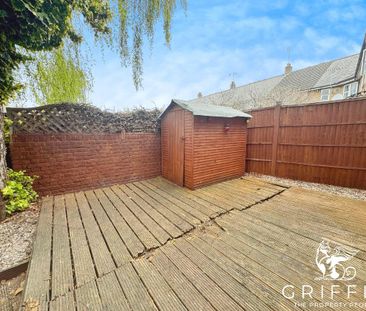 Wharf Road, Grays, RM17 - Photo 2