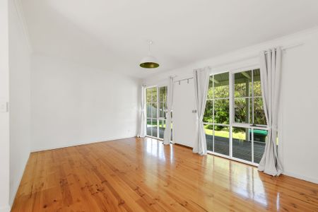 36 Hobsons Parade Cowes VIC - Photo 2