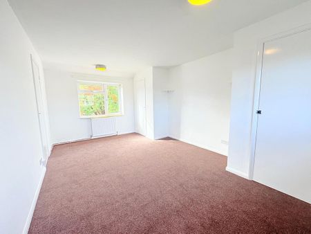 2 bedroom end of terrace house to rent - Photo 3