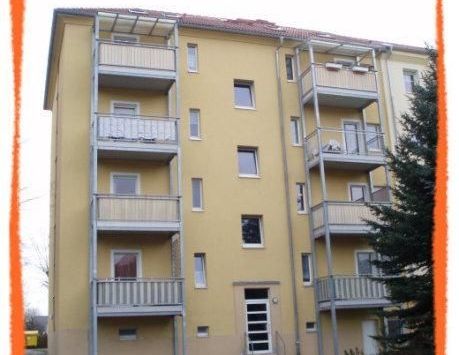 2-Zimmer-Wohnung mit Laminat und BALKON in Zwickau-Marienthal zu vermieten! - Photo 1