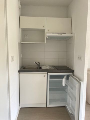 Location Appartement 1 pièce 22m² VILLENAVE D ORNON 33140 - Photo 3