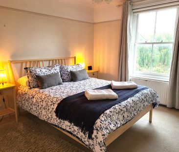 2 bedroom end of terrace house to rent - Photo 6