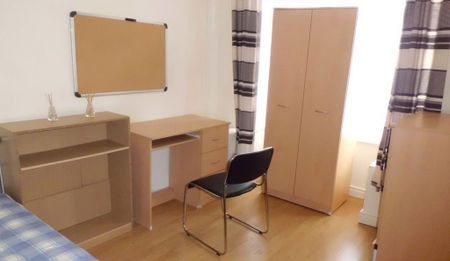 4 bedroom house to rent - Photo 4