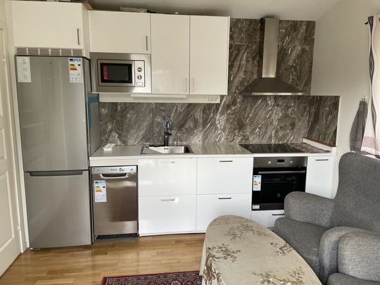 Glömstavägen, Huddinge - Photo 1