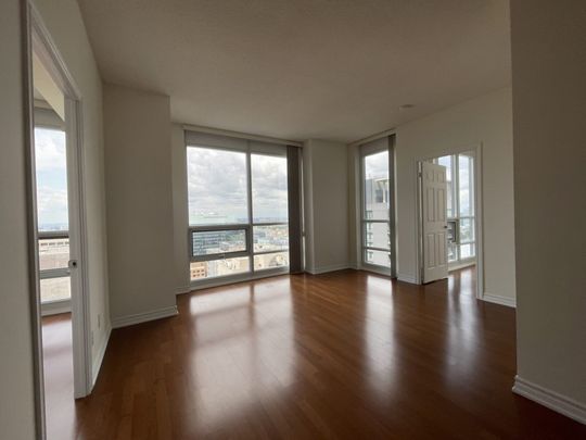 COLLEGE PARK PHASE II: Bay & College (761 Bay St) AD#103611 - Photo 1