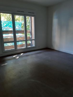 TYPE 3 17 RUE GEORGE SAND - Photo 1