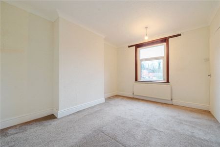 A 3 bedroom semi-detached house. - Photo 3