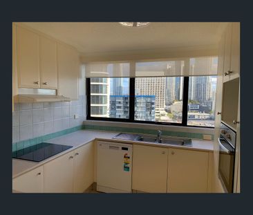 BREAKFREE BEACHPOINT - UNFURNISHED SUNNY LARGE APARTMENT ON LEVEL 15!! - Photo 5