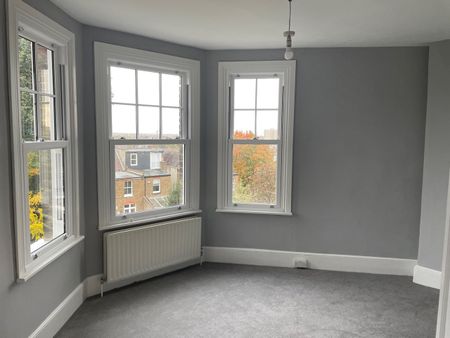 2 Bed Flat, Alexandra Park Road, N22 - Photo 3