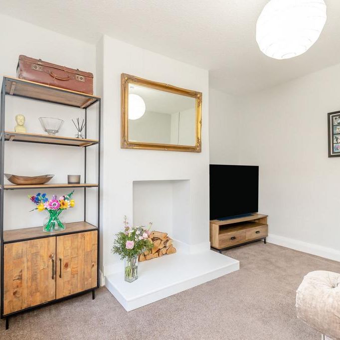 3 bedroom terraced house to rent - Photo 1