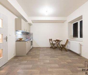 Pronájem bytu 1+kk 27 m2 - Fotografie 3