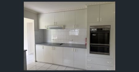 Charming Newnham Home Awaits You! - Photo 2