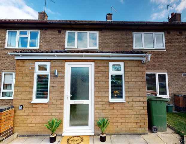 Constable Road Room 3 - Photo 1