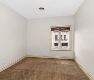 Gorgeous and Generous Three-Bedroom Terrace - Photo 3