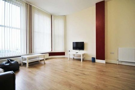 Ocean Apartments, St. Helens Parade, Southsea, PO4 - Photo 2