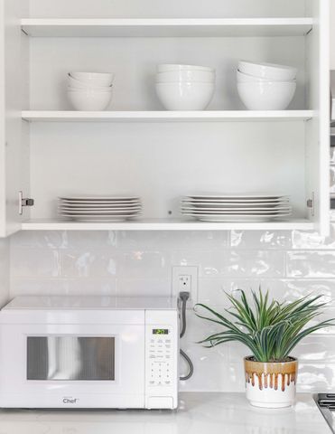 For Lease - 304 Oxford Street Unit# 1, London East, Ontario - Photo 2