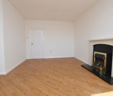 2 Bedroom FIrst Floor Flat - Photo 1