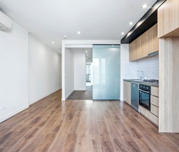 Register to inspect // Modern Inner-West Living with CBD Convenienc... - Photo 4