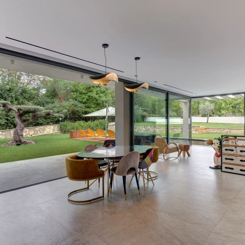 Superbe Villa Contemporaine 4 Chambres – Proche Mougins - Photo 1