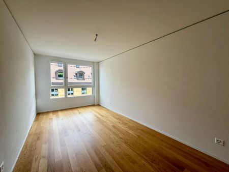 Appartement moderne de 4.5 pièces au cœur de La ville - Photo 2