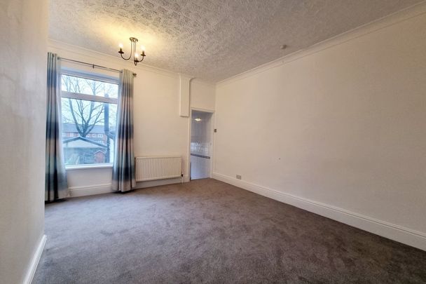 North Parade - Photo 1