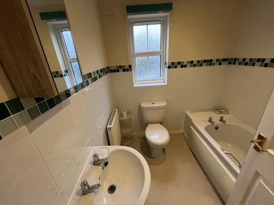 2 bedroom semi-detached house to rent - Photo 1