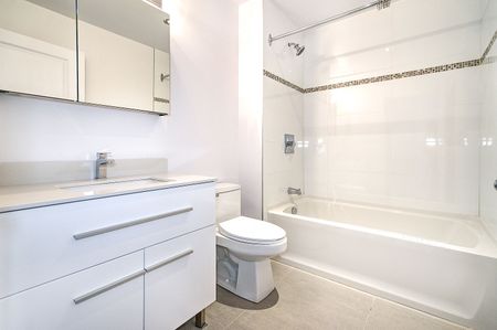 1380 René-Lévesque Ouest, Montréal, QC - Photo 5