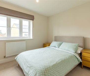 Olivers Close, - Photo 4