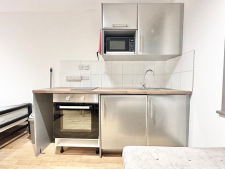 Studio to rent - Photo 5