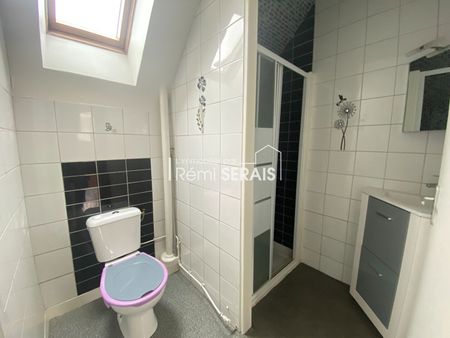 Location Appartement 4 pièces 82m² - Photo 3