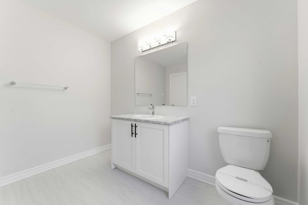 For Lease - 182 Ryan Reynolds Way, Orleans - Convent Glen and Area, Ontario - Photo 1