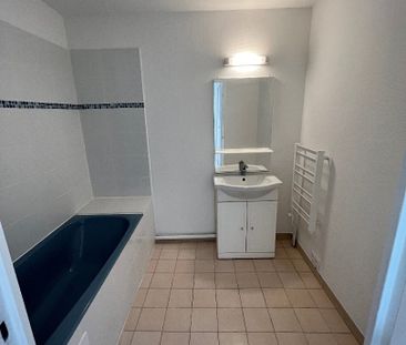 Location Appartement 2 pièces 45m² MONTPELLIER 34070 - Photo 6