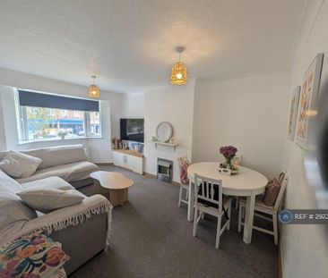 2 bedroom maisonette to rent - Photo 2
