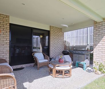 Well-Maintained Modern Home for Lease in Coomera - Photo 5