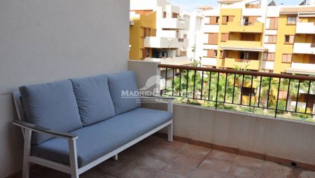 2 bedroom, 2 bathroom apartment in Punta Prima only 150m from the beach! - Photo 4