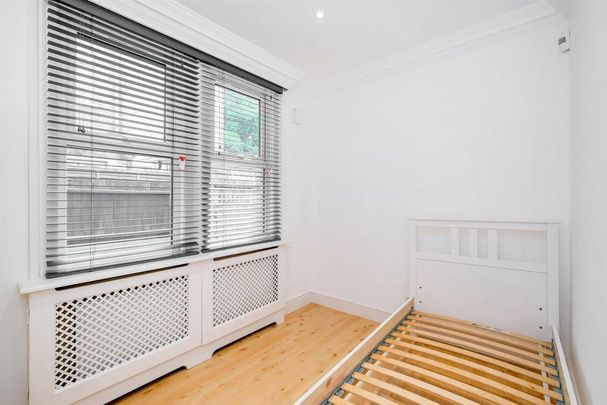 3 bedroom flat to rent - Photo 1