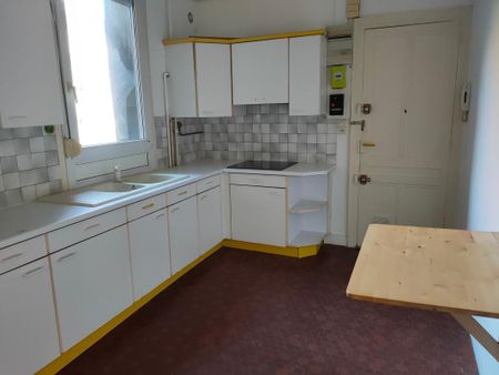 Location Appartement 2 pièces 55m² LE HAVRE 76600 - Photo 4