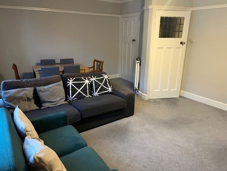 Room in a Shared Flat, Broadlands Mansions, SW16 - Photo 2