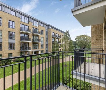 Newly built luxury two bedroom apartment with secure underground parking - Photo 1