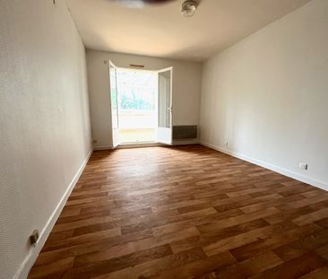 Location Appartement 1 pièce 24m² - Photo 2