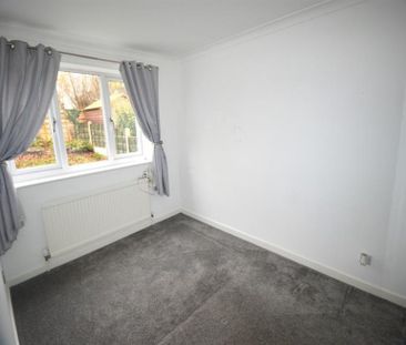 Larchwood Drive, Wilmslow - Photo 1