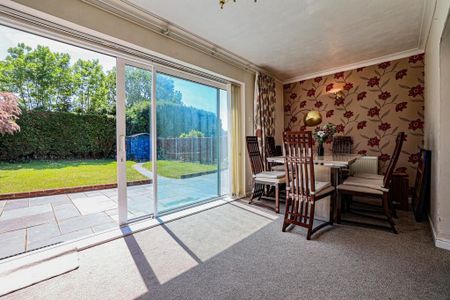 3 bedroom semi-detached house to rent - Photo 3